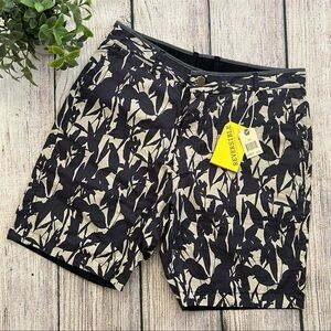 B1-- NWT reversible DESCENDANT OF THIEVES graphite forest men's shorts 30 $150